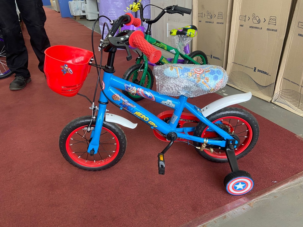 Bicicleta rodado 12 STK Retro con canasto -celeste (Cap. America) 