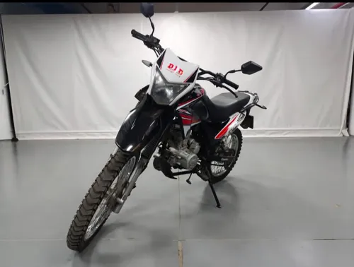 Moto 250 Triax R3 R/D VO1 Corven - Negro 